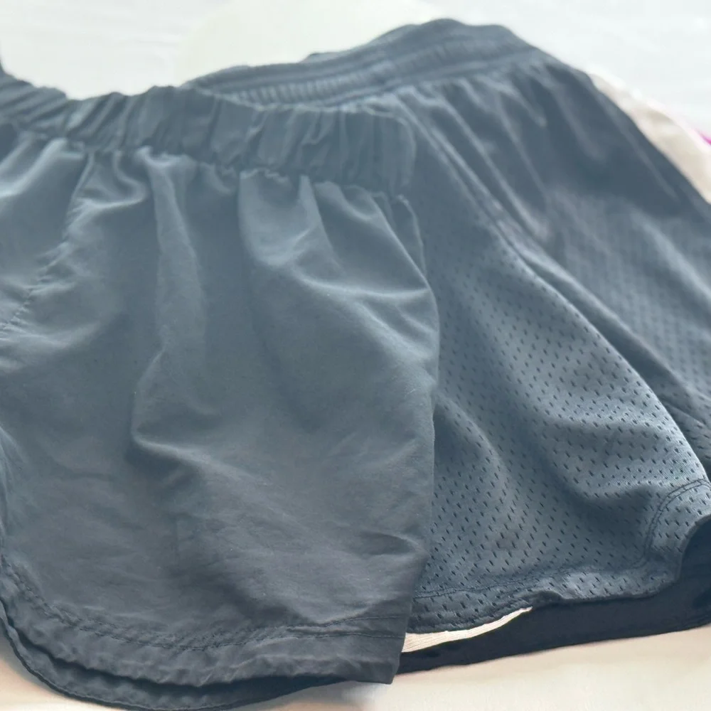 Reebok Kid’s Black Athletic Shorts, (Size 8-10) Small Girl’s Clothing, 2 Pairs - Picture 1 of 15
